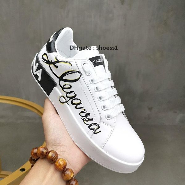 

2021l high -quality men and women graffiti hand -painted lace -up casual board shoes ,fashionable wild couple party shoes ,size :35 -45, Black