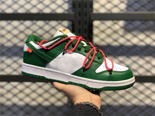 

travis скоттс х sb dunk low qs mens running спортивная обувь коренастый dunky safari кроссовки стрейнджлав pine green white skateboarding об