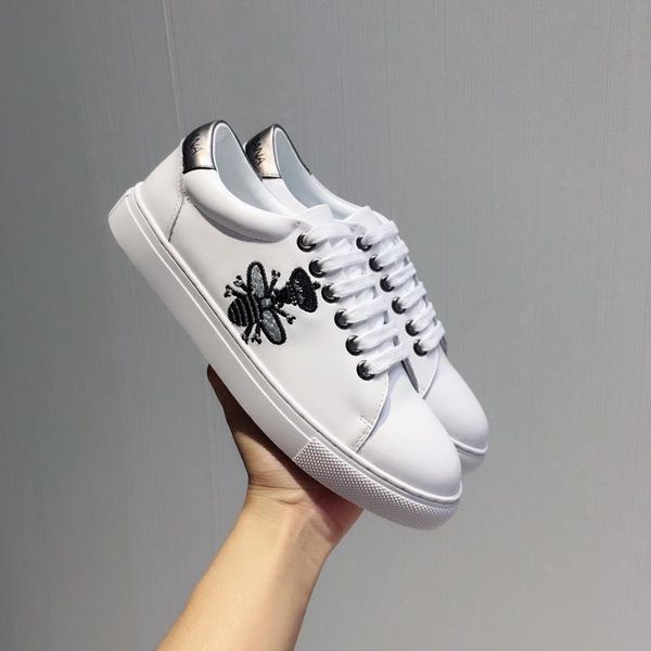 

2020w new trend embroidered graffiti leather casual shoes outdoor men and women sports shoes fashion wild couple shoes, size 35-451, Black