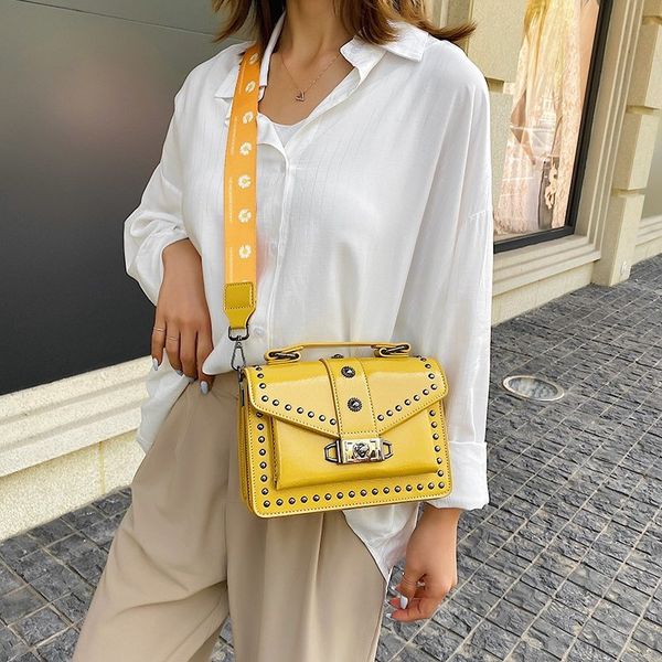 

women's shoulder bag rivet pu leather ladies messenger bag female small square clutch bags 2020 handbags for woman summer