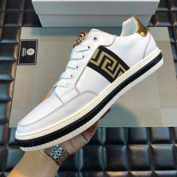

2020-2019l summer new trend men's leather low-casual shoes, flat comfortable white shoes, high-quality fashion wild sports shoes, s