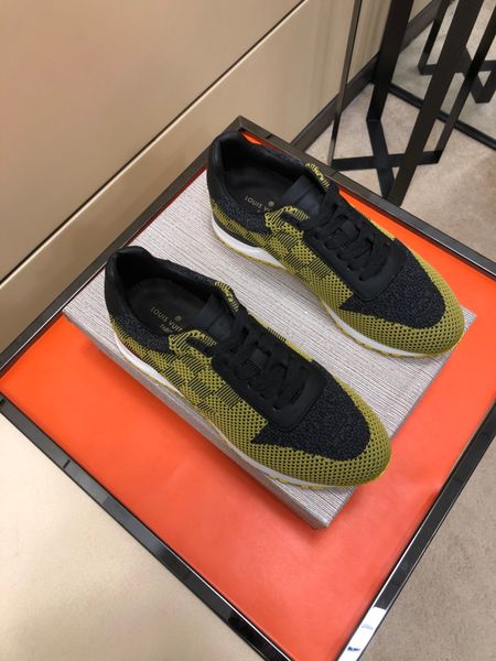 

2020 latest fashion brand-name casual shoes run away sneakers brand-name design fashionable and comfortable beautiful high-end loafers