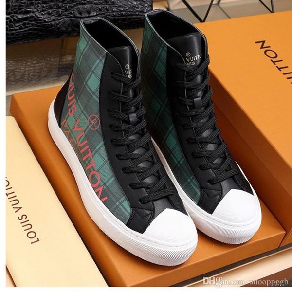

2020ru new official website synchronization luxury men's casual fashion shoes, outdoor travel sports shoes, fast delivery original box, Black