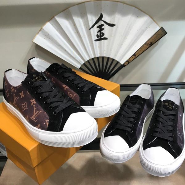 

2019y new color trend shoes men's casual shoes, comfortable and breathable small white shoes, original box packaging 38-4411, Black