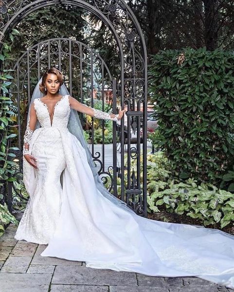 

mermaid wedding dresses with detachable train 2020 luxury lace applique beaded long sleeve plus size wedding gowns, White