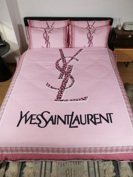 

2020 y  bed comforters sets pink logo designer pillow cases cotton  size bedding sets