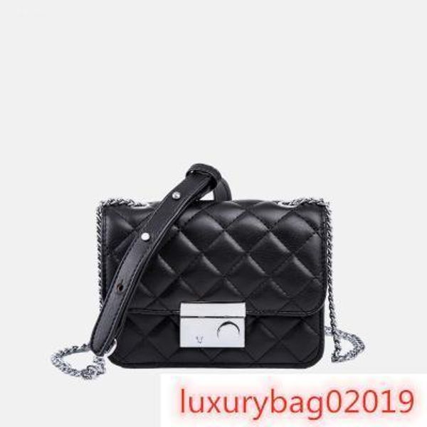 

2019 new korean version of the simple small fragrance rhombic package soft leather small square bag messenger bag