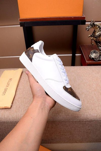 

2021 limited edition high -end men 's fashion casual shoes ,comfortable breathable lace -up shoes ,a full set of original shoe box 38, Black