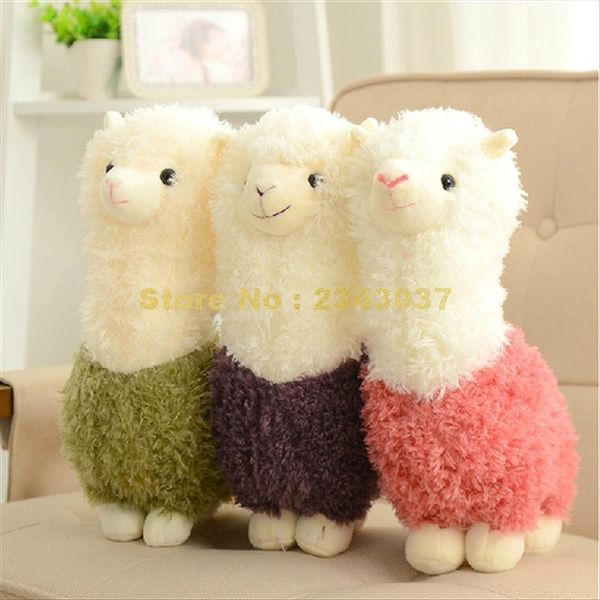 

альпаки / трава грязи лошади / ламы pacos alpacasso животное плюшевых игрушек чучела t200731