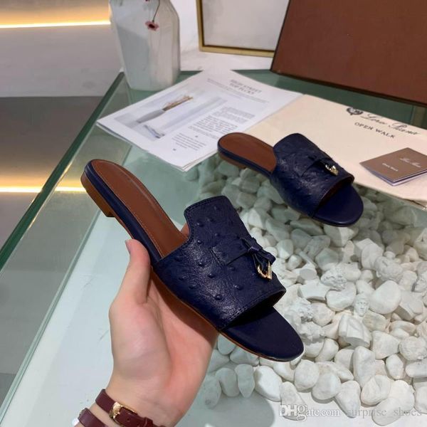 

2020 summer designer leather slipper with lock buckle fashion women sandals slippers ladies casual beach flats new slippers flip flops cs07, Black