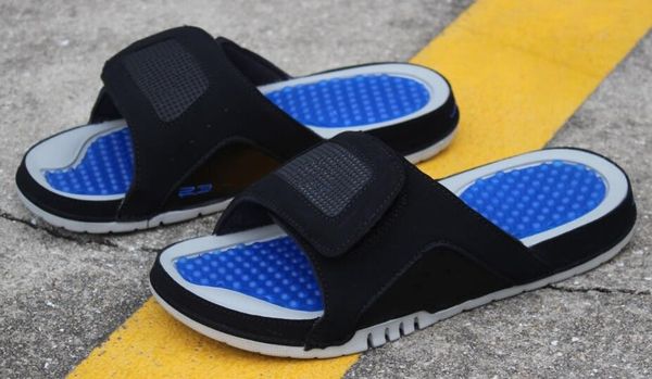 

sandals hydro 4 bred 5s 13s 12s slippers men with box wholesale red black white cs01