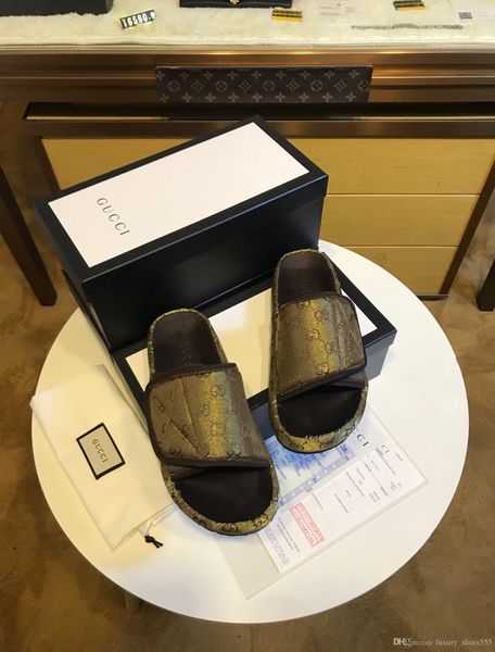 

2020 latest black leather casual slippers couple casual shoes fashion trend comfortable shoe size 36-45 type 39745400575