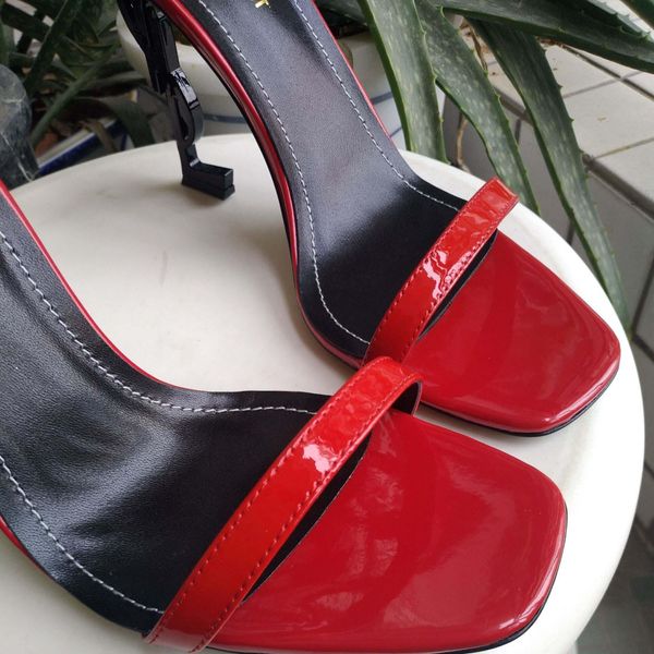 

2019 new european style classic designer flip flops high-heeled sandals lady shoes paris supermodel catwalk buckle rubber outsole, Black