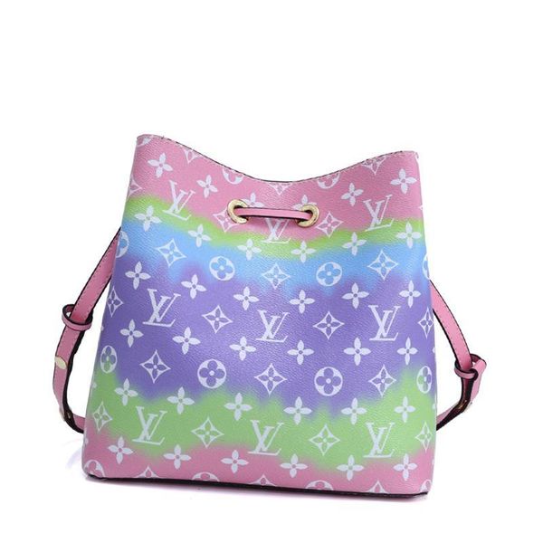 

роскошная женская кожа кулиской ковш сумка vintage style дамы плеча мешок женщин классический тип crossbody сумки sac bandouli ere