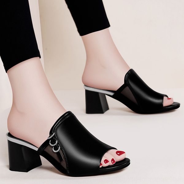 

women's thick heel flip-flops slippers for outdoor wear thick bottom 2020 new mom slippers fashion flip-flops popular women's shoe