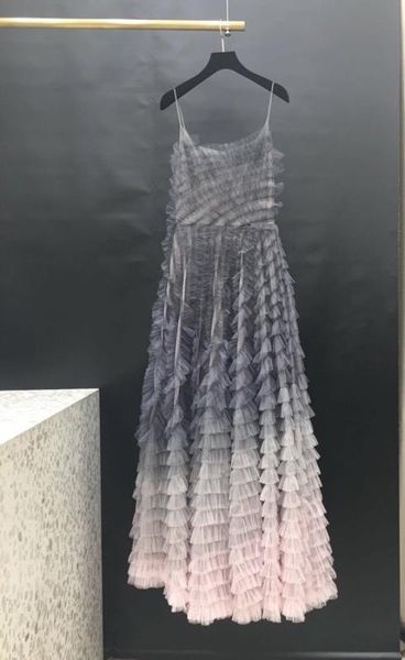 

2020 new ladies fashion gradient color ruffle sling dress 0720, Black;gray