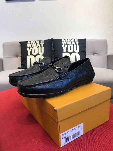 

2020-2019x custom leather men's casual peas shoes, fashion wild sports shoes, original packaging shoe box, size: 38-44