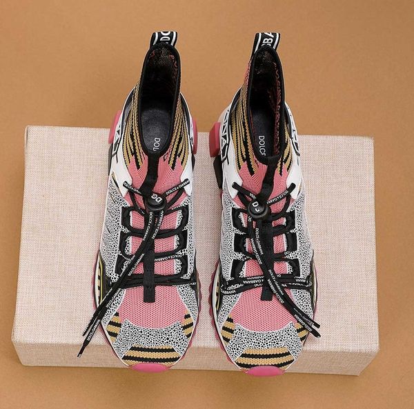 

2020qy new men's trend wild casual shoes hiking shoes outdoor adventure sports jogging shoes original packaging box fast delivery, Black