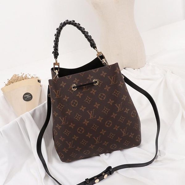 

new arrival women bags fashion vintage style messenger bag luxury type leather bucket bag handbag drawstring shoulder bags