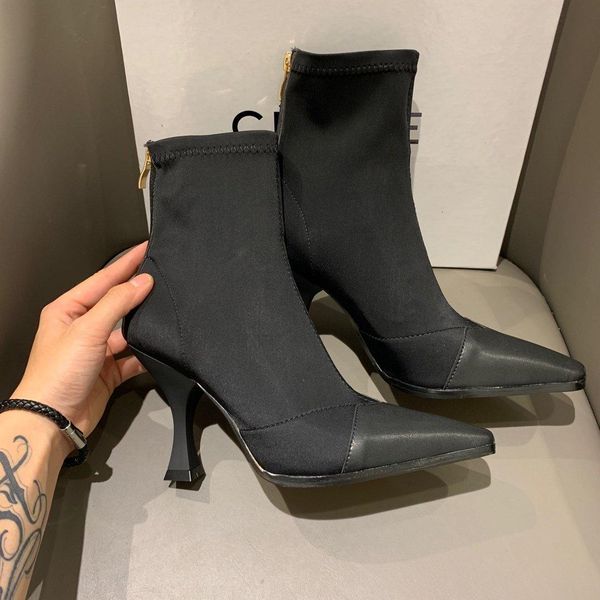

2020g new high-end custom british style high to help handsome female boots, wild personality high-heeled boots martin boots women