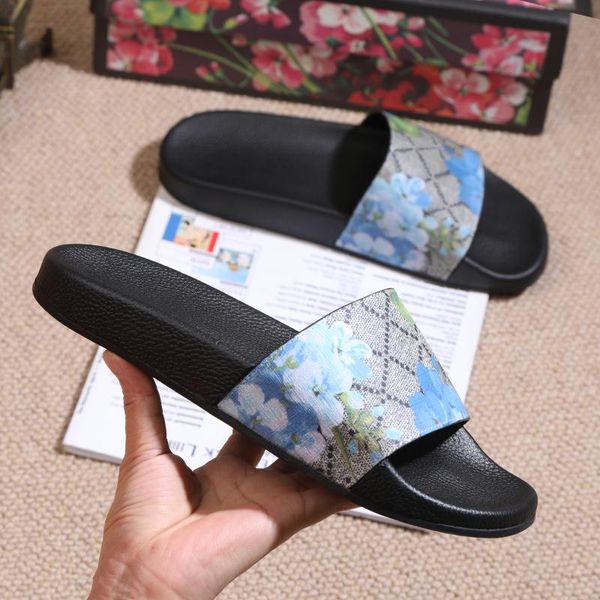 

новый дизайнер моды тапочка летняя мода цветочные парчи rubber широкой плоский слайд мужчины женщина пляж причинных сандалии кроссовки вьетн, Black