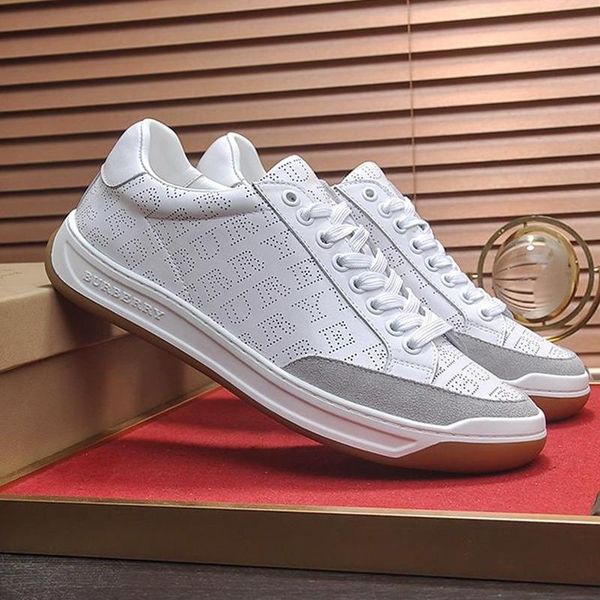 

luxury men shoes sneakers breathable perforated logo fashion men shoes outdoor footwears with original box chaussures pour hommes sale