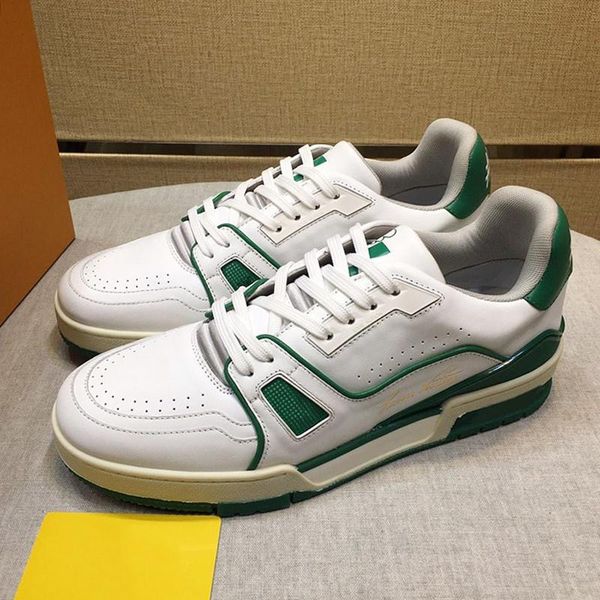 

new arrival trainer sneaker men 's shoes comfortable outdoor walking autumn and winter shoes fashion classic skateboarding casual shoe, Black