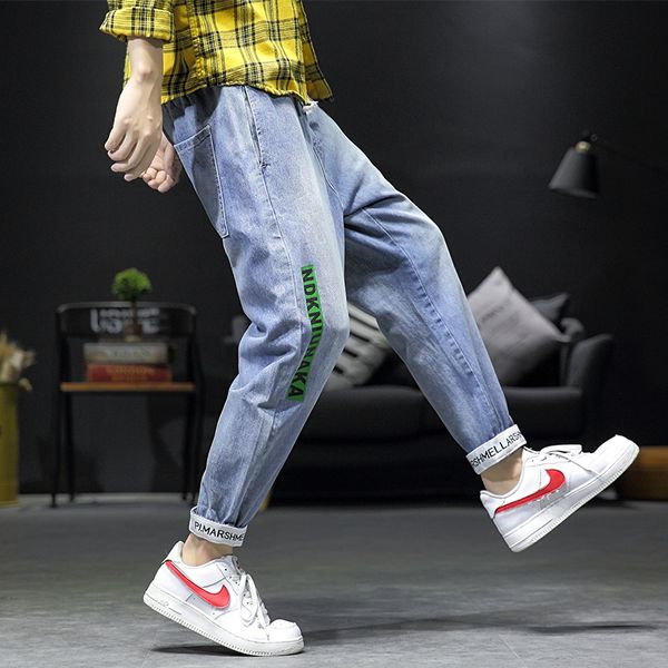 

2020 new japanese trend ankle-length jeans men light color loose straight leg jeans, Blue