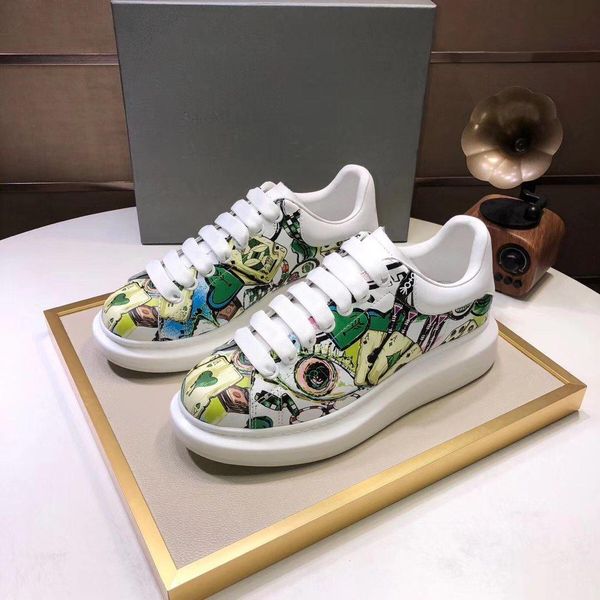 

s2020 new men and women comfortable sports shoes fashion white graffiti leather platform shoes flat casual party shoes 35-46