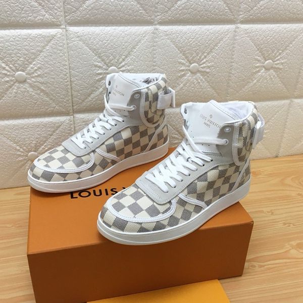

097 men's designer casual sports shoes and famous brand outdoor casual shoes, fast delivery in the original box, Black