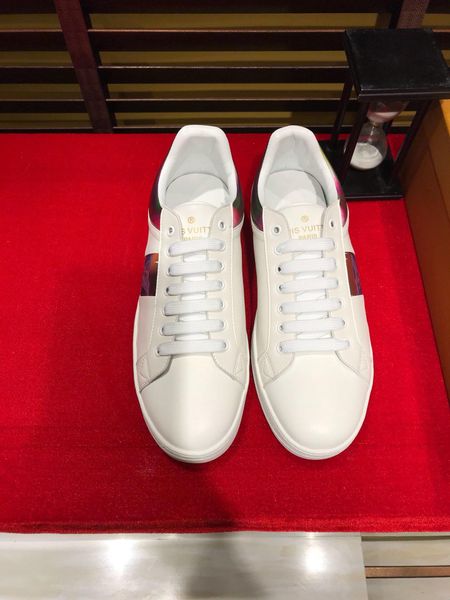 

2020-2019m autumn high-end custom leather men's outdoor casual shoes, high-quality fashion wild sports shoes, original box packaging, s