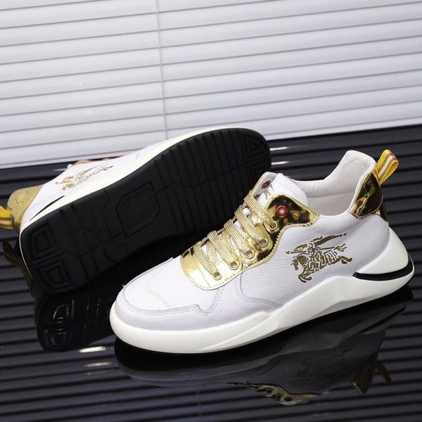 

2021-2020a high -end limited edition leather letter low -lace up casual sneakers ,stylish wild outdoor flat shoes ,size :38 -45, Black