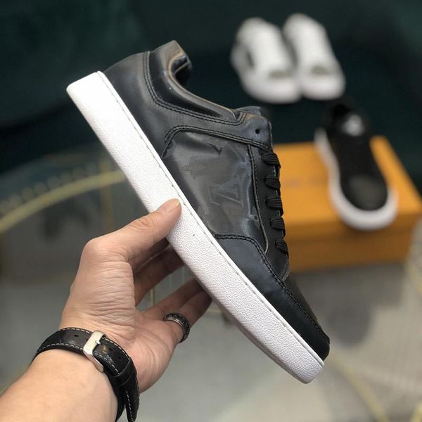 

2020v luxury design mens fashion leather rubber bottom sneakers all-match breathable men's casual shoes mens banquet shoes size: 38-45, Black
