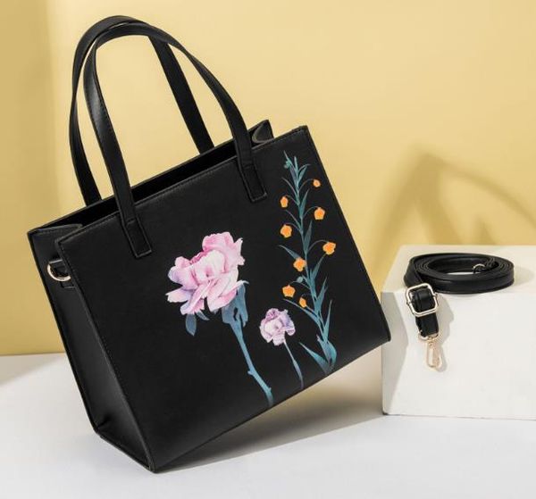 

designer women's bag newset 2020 diagonal shoulder bag retro printed wild handbag