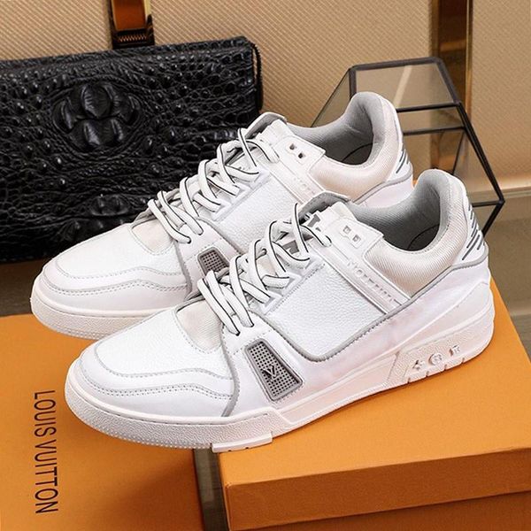 

fashion sneakers mens shoes lace -up trainers fashion sports footwears with original box fitness flats l220 zapatos de hombre luxury mens