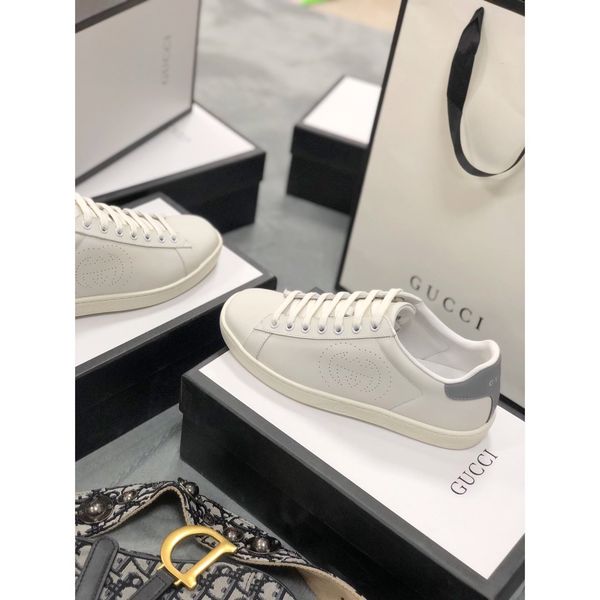 

size 35-45, with original box, low-flat ace sneakers, r brand casual sneakers, stylish flat-soled comfortable tre