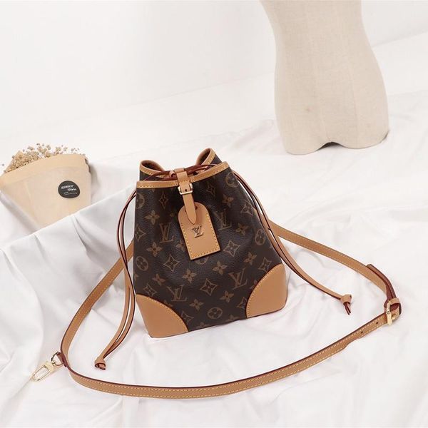 

new arrival womens leather bucket bag fashion classic drawstring shoulder bag simple style lady messenger crossbody bags fast delivery