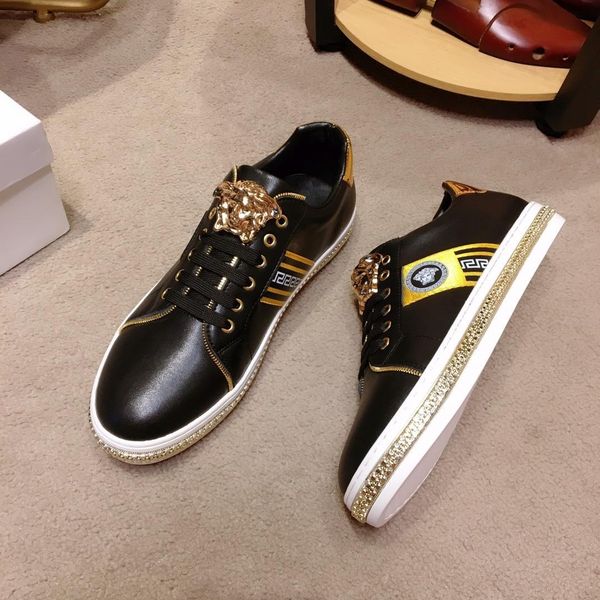 

2020-2019c fashion luxury limited edition men's comfortable casual shoes, men's tide brand fashion wild sports shoes, original box