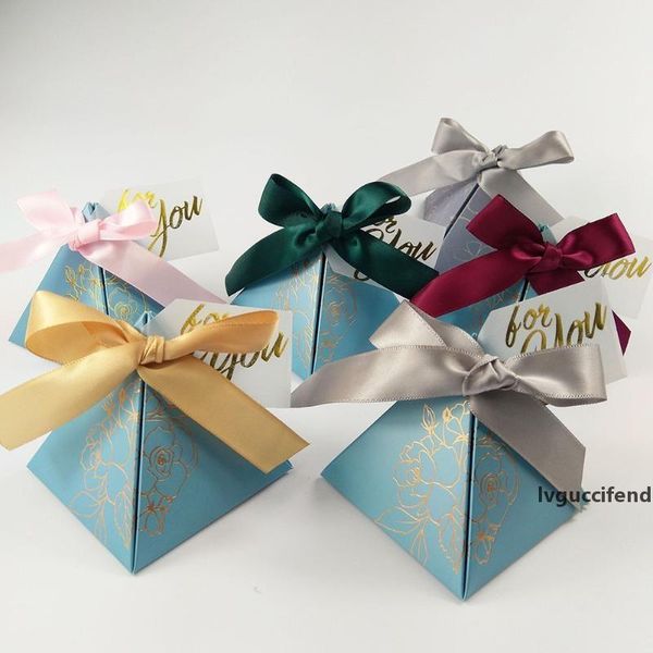 

triangular pyramid paper candy boxes wedding favors and gift box with thanks card & ribbon party supplies wedding decoration