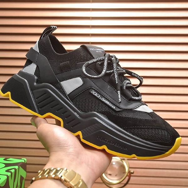 

2020t designer new luxury men's casual sports shoes, outdoor casual shoes, with original box size 38--45, Black
