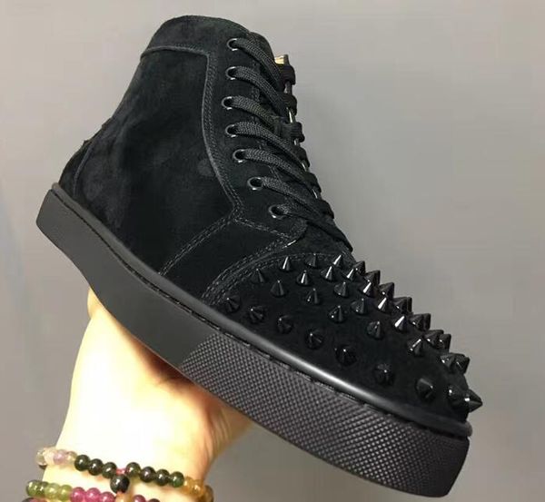 

20200 design men sneaker red bottom black suede with silver spikes men glitter good quality men wholesale brand