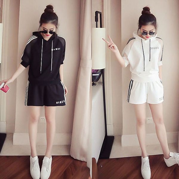 

2020 summer new korean style large and shorts size hooded casual sports suit women's fashion loose shorts two-piece suit, Gray