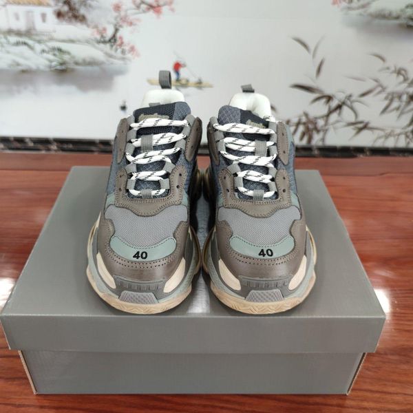 

2020yf designer to create casual and comfortable all-match sports shoes, travel shoes outsole non-slip design with original box delivery, Black