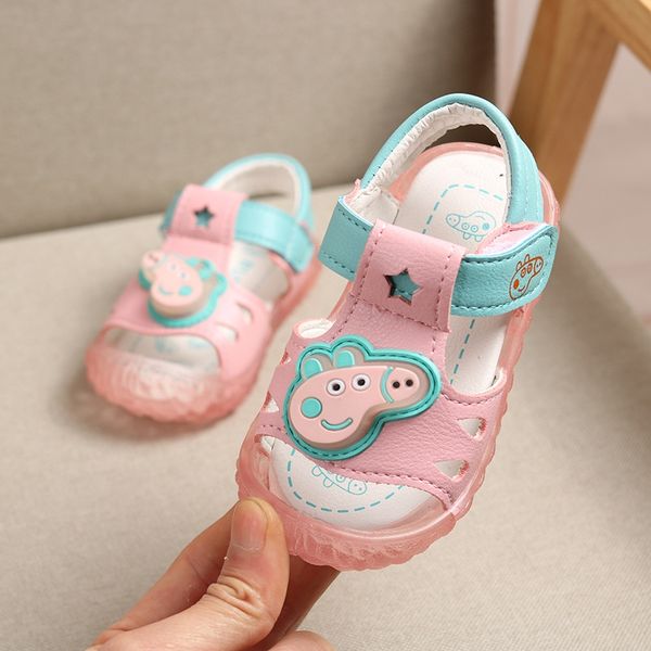 

new male and female baby baotou baby anti-skid soft sole toddler shoes induction sandals and sandals lighting shoes, Black;red