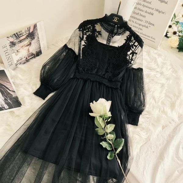 

2020 new arrivals women lace flower dress long gauze lantern sleeve voile long dress female retro hook princess dress 2 piece set, Black;gray