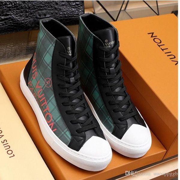 

2020ro new official website synchronization luxury men's casual fashion shoes, outdoor travel sports shoes, fast delivery original box, Black