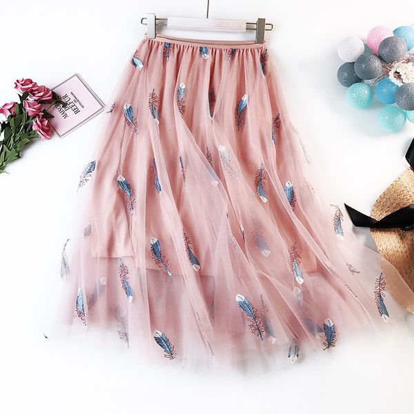 

4 colors available 2020 new arrival hong kong style black skirt feather embroidered fairy tulle skirt women ing