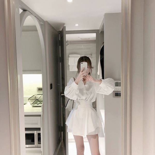 

2020 сезон шорт белой рубашка нового белой рубашки мода случайный костюм женщины в западном стиле талия широкой ноги шорты двухсекционного л, Gray