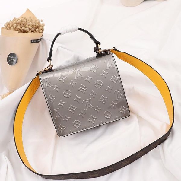 

womens sac d 'épaule luxury designer bag handbags leather shoulder retro flap crossbody handbags handle totes messeng