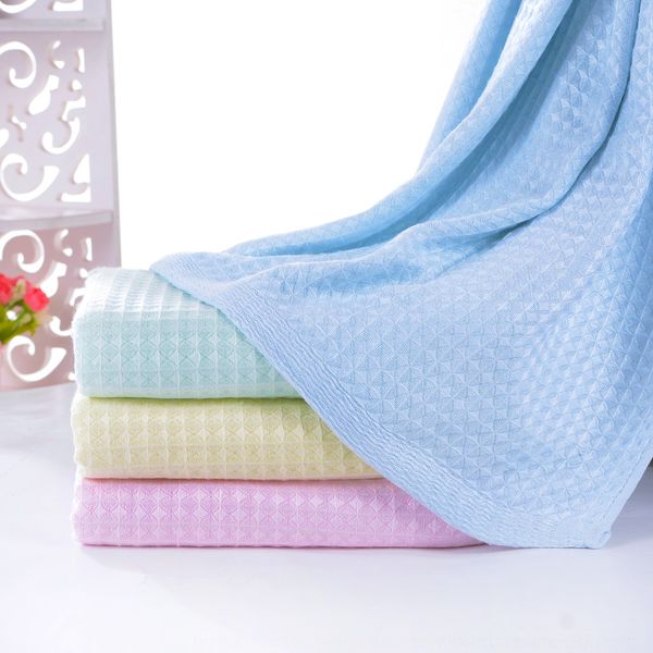 

bamboo fiber honeycomb baby blanket quilt bath towel soft and comfortable bath towel without fluorescent agent